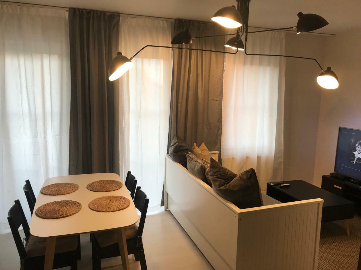 Apartament Bulwary Warty Сьрем Екстер'єр фото